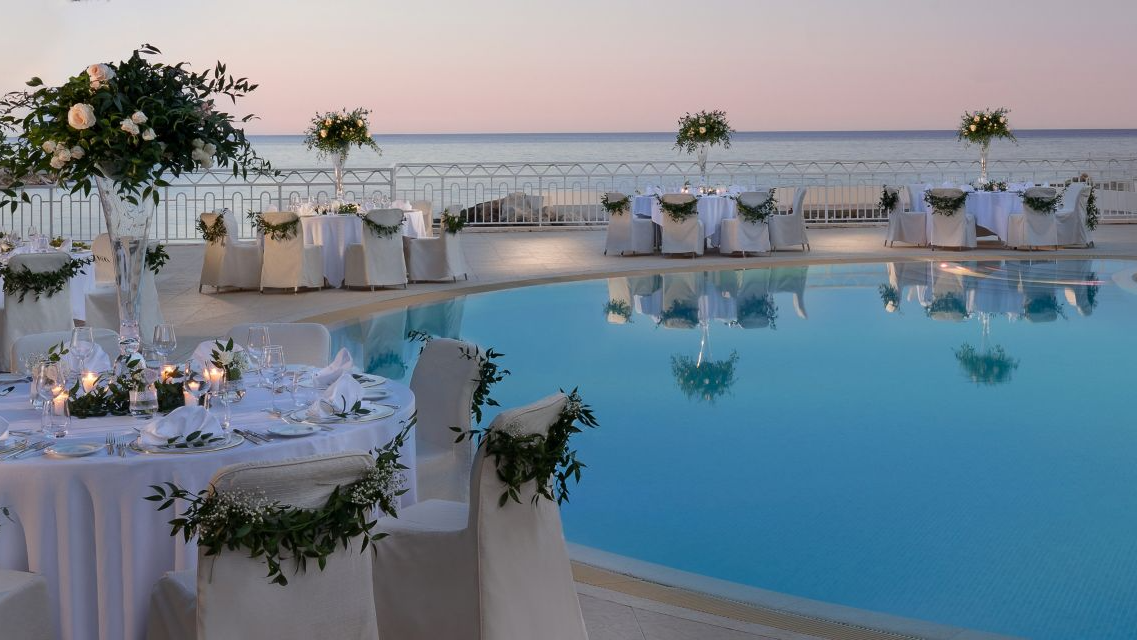 Sea Club - Le Méridien Beach Plaza