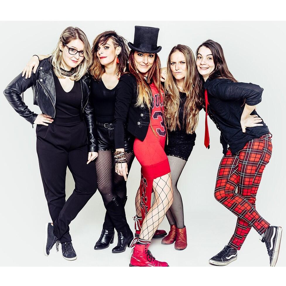 Concert - "Ladies Ballbreaker"