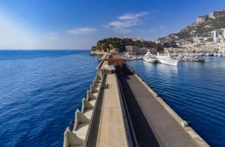 Digue du Port Hercule