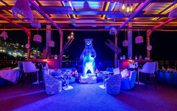 Winter Pop-Up - "The Perfect Chalet Illusion" 2/2