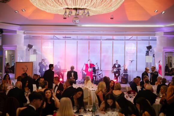 2025 Club Vivanova Luxury Lifestyle Charity Gala 14/15