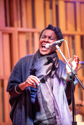 Concert - "Beauly Grace" 2/2