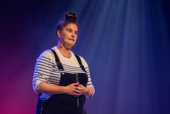 Show - "Elodie Poux" 2/2