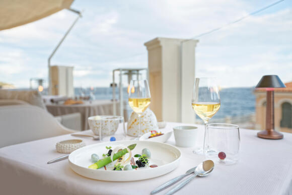 Blue Bay Marcel Ravin