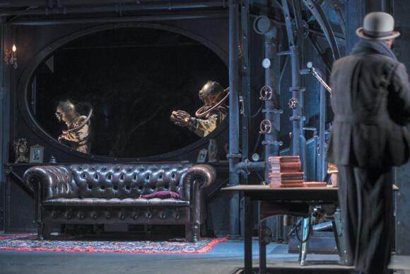 Théâtre - "20 000 lieues sous les mers" 2/2