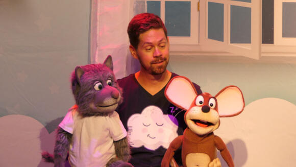 NOT EVEN AFRAID OF THE DARK 2/5