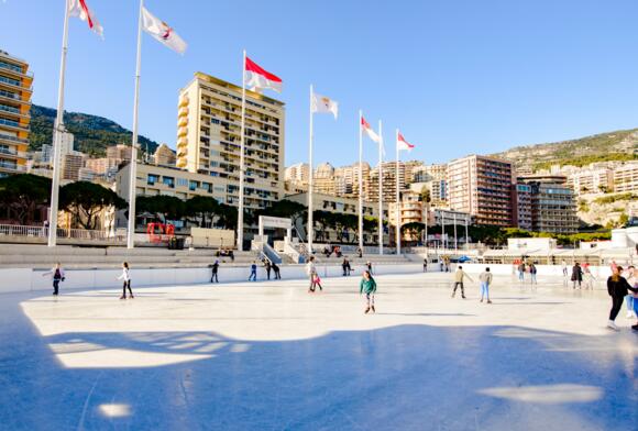 Patinoire à ciel ouvert 3/3