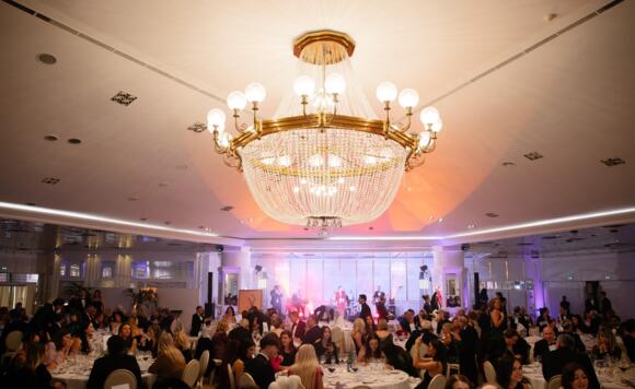 2025 Club Vivanova Luxury Lifestyle Charity Gala 13/15