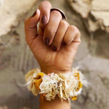 Workshop - "Dried flowers bracelet" 1/2